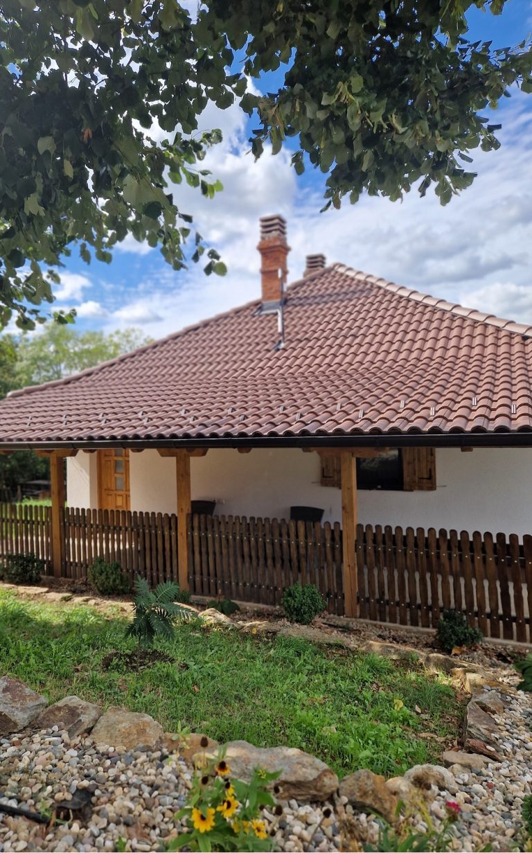 dvorište srpske kuće zemička