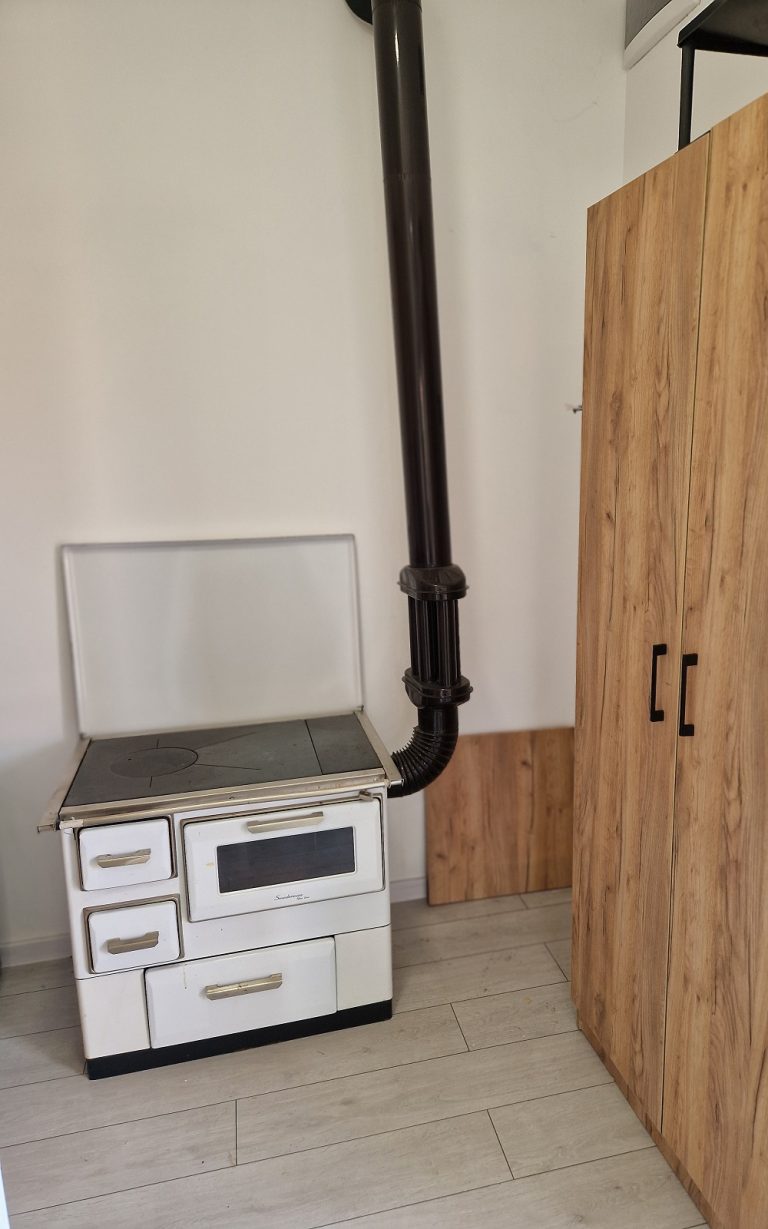 peć na drva drvenko