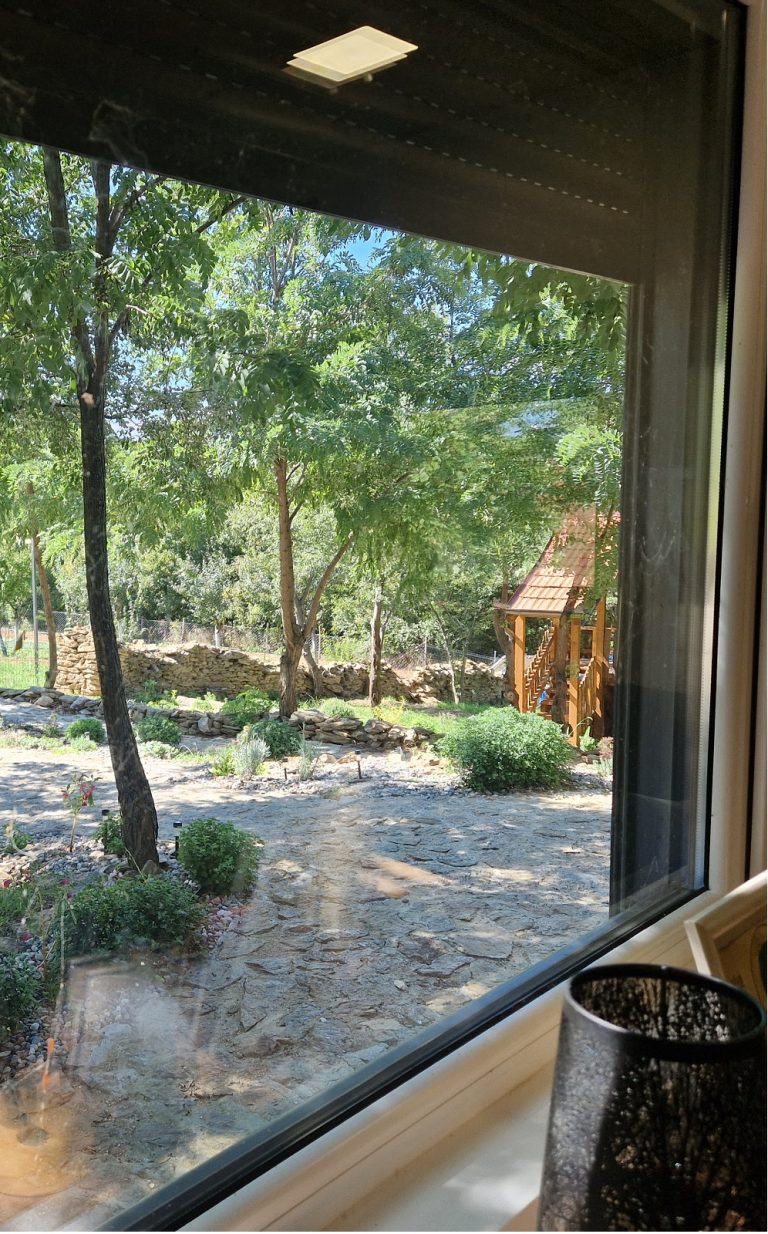 pogled iz dnevne sobe limenko