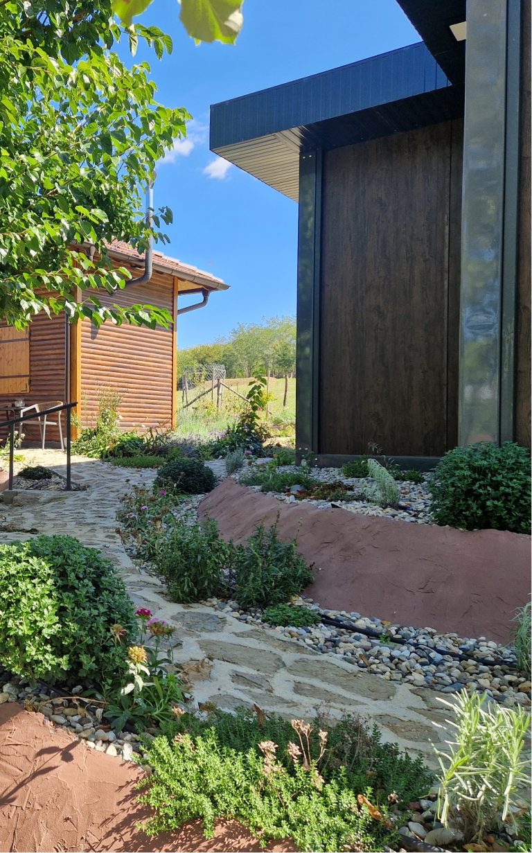 smeštaj u prirodi limenko