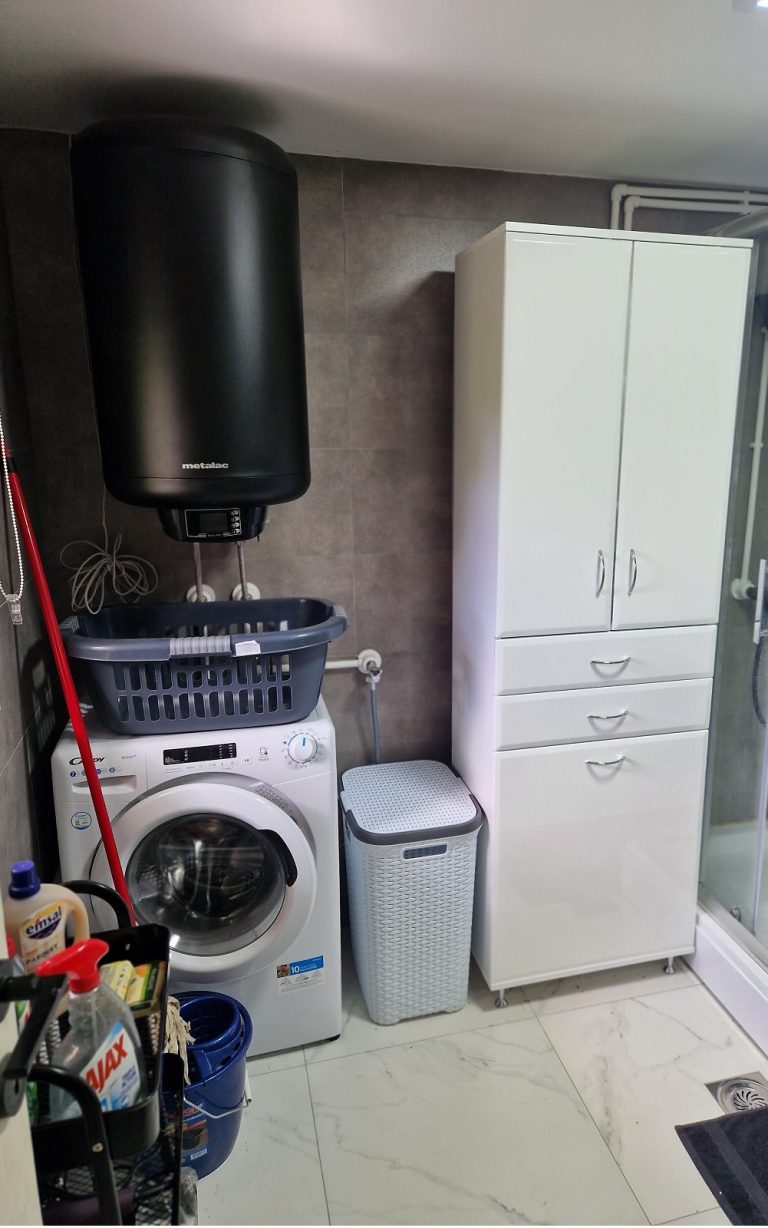 veš mašina u zemički