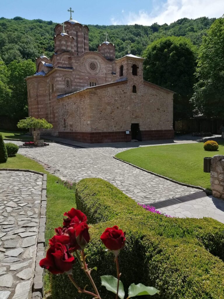 Manastir Ravanica - Obilazak manastira na izletu u Šumadiji